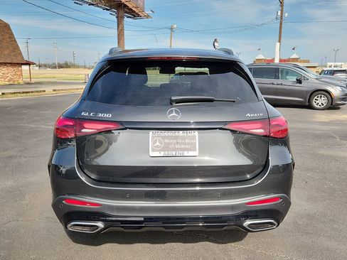 New 2026 Mercedes-Benz GLC 300 4MATIC image 4