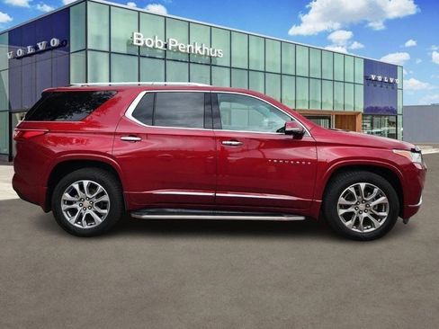 Used 2020 Chevrolet Traverse Premier w/ LPO, Black Accent Package image 28