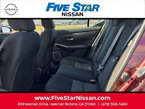 Used 2022 Nissan Sentra SV FWD image 6