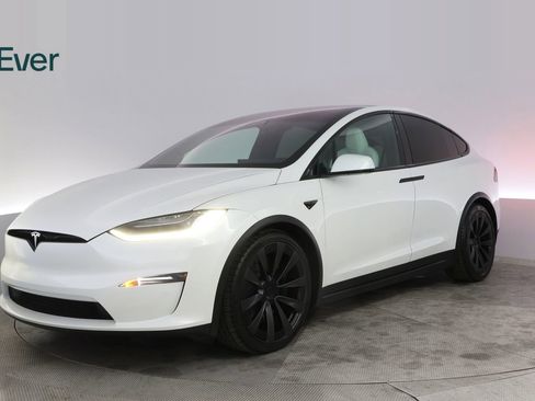 Used 2023 Tesla Model X AWD/4WD image 2