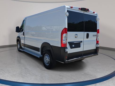 Used 2025 RAM ProMaster 2500 w/ U-Haul Equipment Group FWD image 8