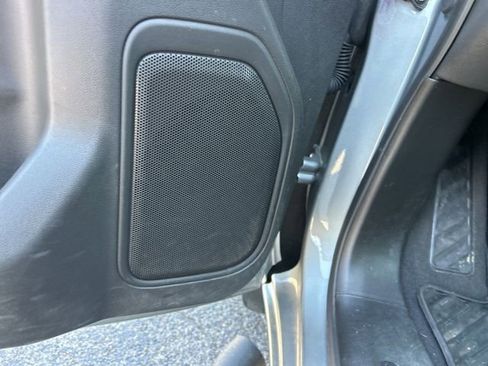 Used 2024 Chevrolet Silverado 1500 Custom image 14