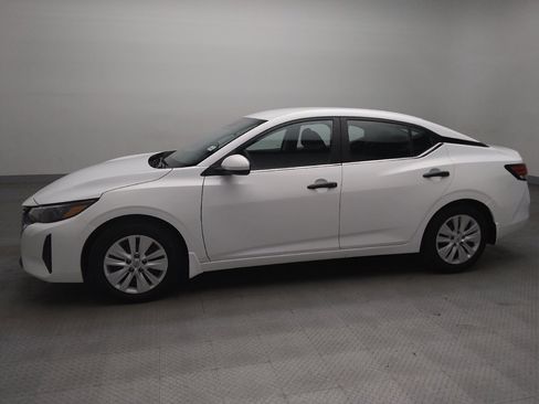Used 2025 Nissan Sentra S FWD image 2