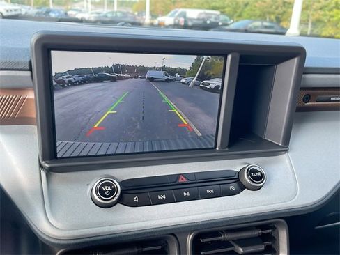 Used 2023 Ford Maverick Lariat w/ Lariat Luxury Package image 15