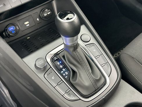 Used 2023 Hyundai Kona SEL w/ Convenience Package FWD image 17