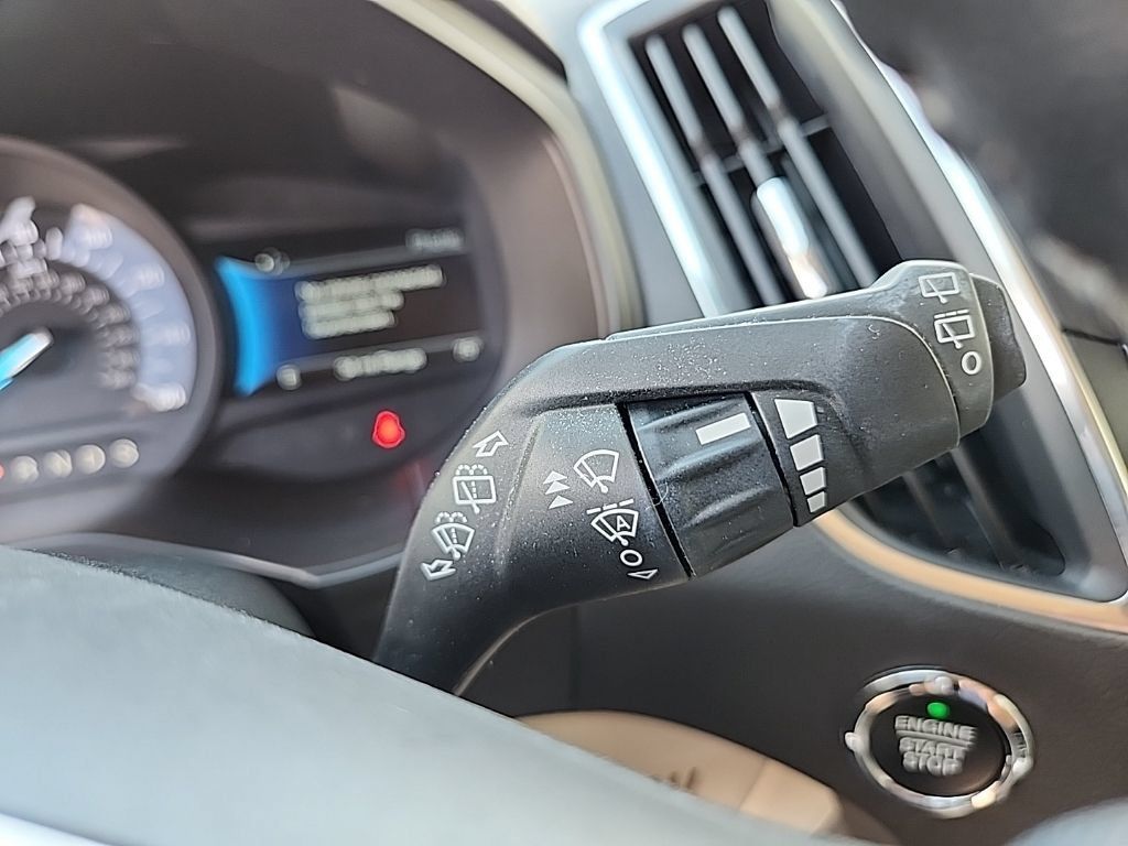 Used 2024 Ford Edge SEL w/ Convenience Package AWD/4WD image 17