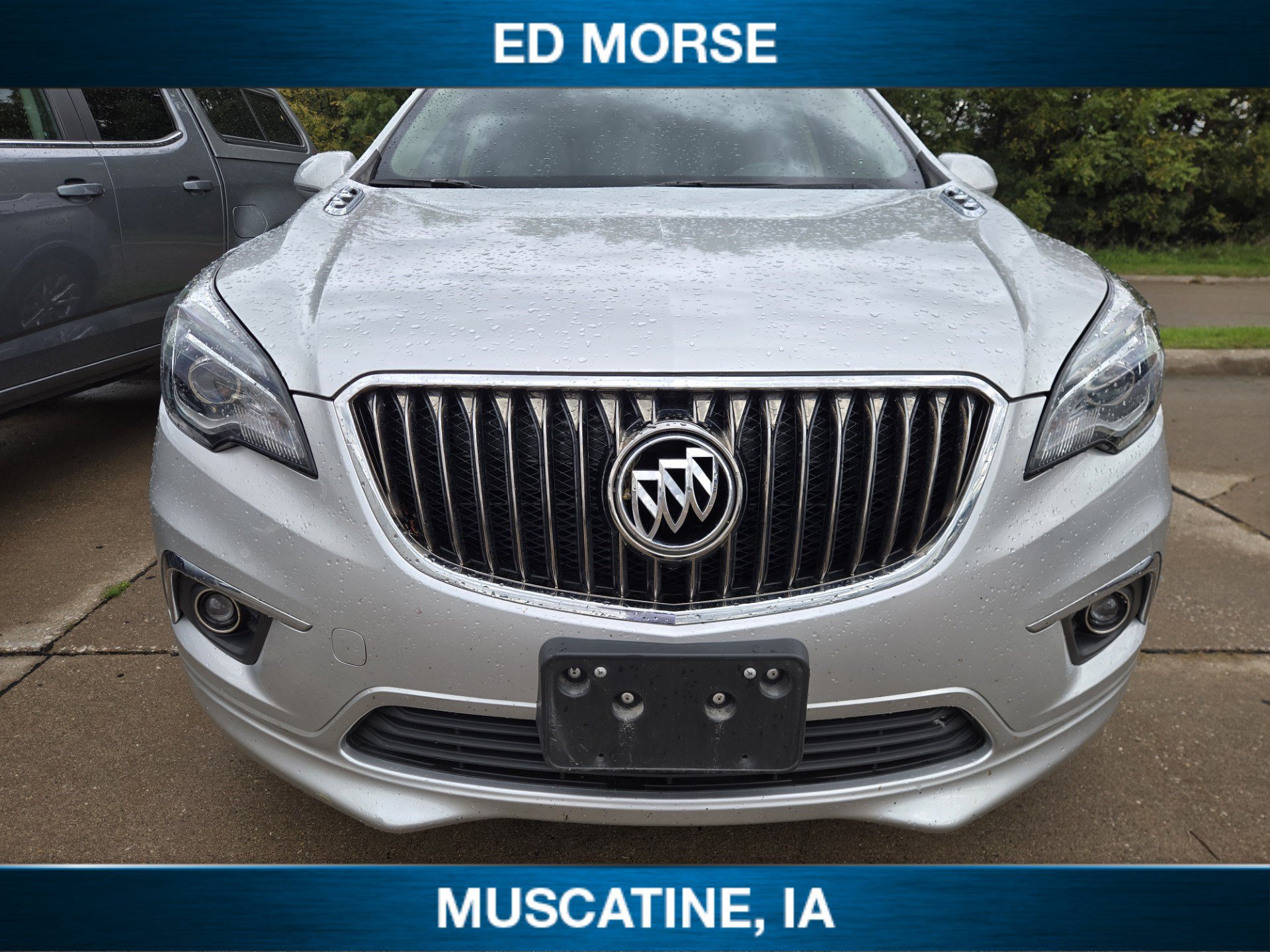 Used 2018 Buick Envision Essence FWD image 2