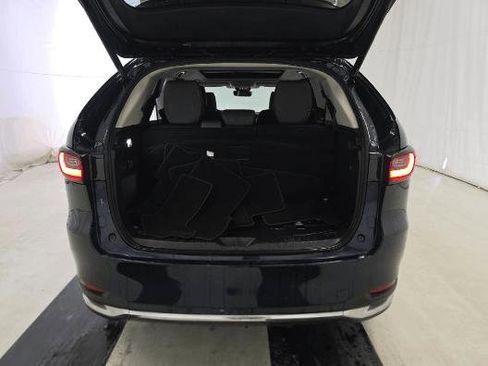 Used 2024 MAZDA CX-90 Plug-In Hybrid w/ Premium Pkg image 9