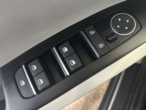 Certified 2022 Kia Soul LX w/ Technology Package image 17