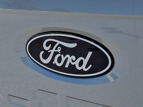 Used 2025 Ford F150 Lightning Flash AWD/4WD image 30