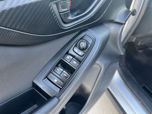 Used 2019 Subaru Crosstrek 2.0i Premium image 14