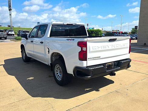 Used 2021 Chevrolet Silverado 1500 W/T w/ WT Value Package AWD/4WD image 12