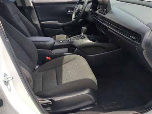 Used 2024 Honda HR-V LX image 19