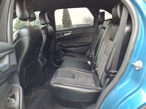 Used 2020 Ford Edge ST image 12