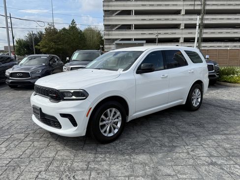 Used 2025 Dodge Durango GT image 3