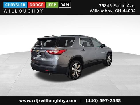 Used 2019 Chevrolet Traverse LT w/ LT Premium Package AWD/4WD image 9