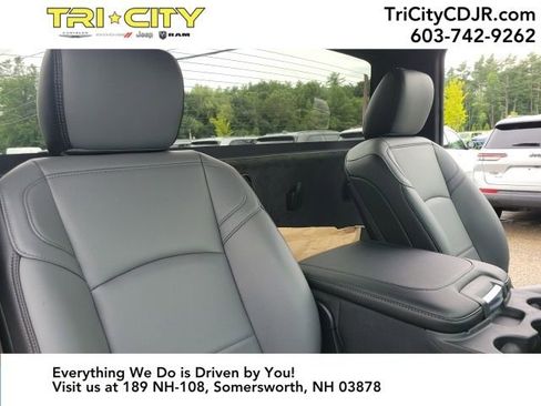 New 2024 RAM 3500 Tradesman image 29