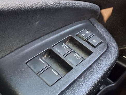 Used 2021 Honda Pilot EX-L image 10