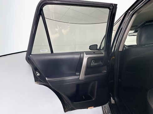 Used 2021 Toyota 4Runner SR5 Premium AWD/4WD image 32