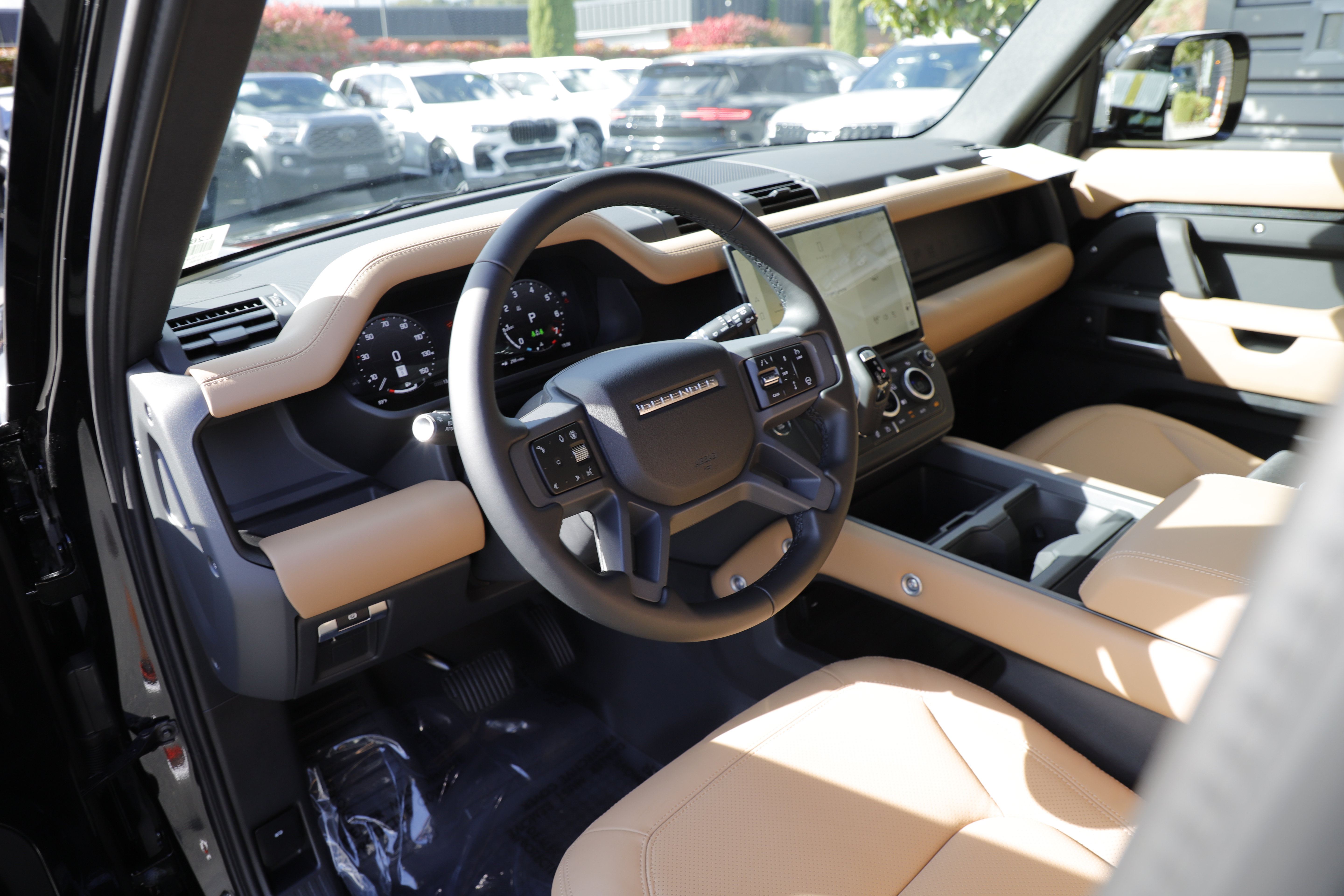 New 2026 Land Rover Defender 110 X-Dynamic SE AWD/4WD image 20