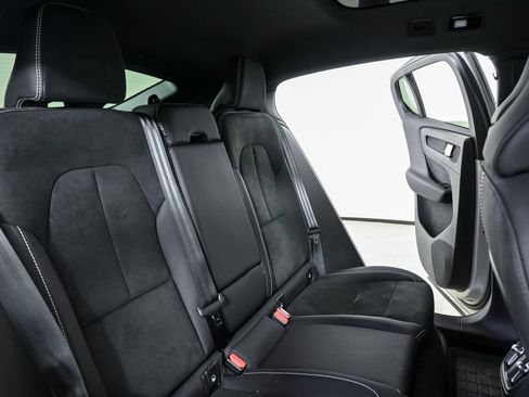 Certified 2023 Volvo C40 P8 Recharge Ultimate w/ Protection Package Premier AWD/4WD image 24