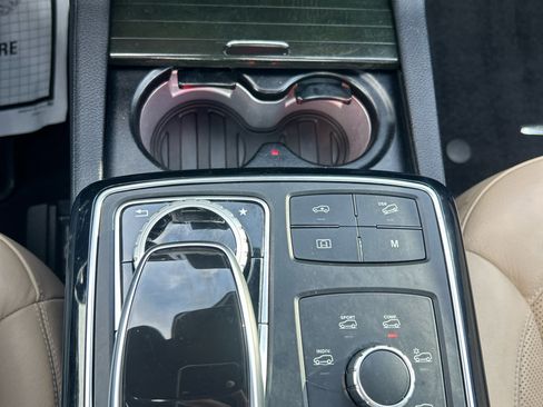 Used 2017 Mercedes-Benz GLS 450 4MATIC image 26