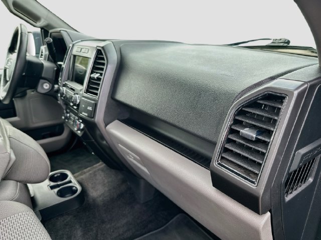 Used 2018 Ford F150 XLT w/ Equipment Group 302A Luxury AWD/4WD image 30