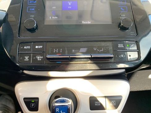 Used 2017 Toyota Prius Two w/ Prius Two Safety Plus Package image 24