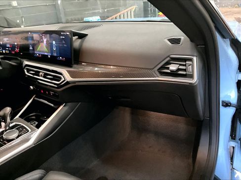 Used 2024 BMW M2 w/ Lighting Package image 18