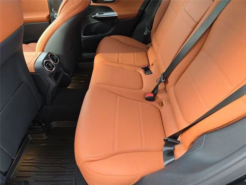 Certified 2026 Mercedes-Benz GLC 300 4MATIC image 16