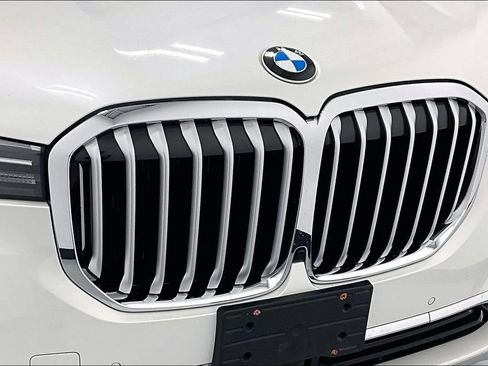 Used 2021 BMW X7 xDrive40i w/ Executive Package AWD/4WD image 29