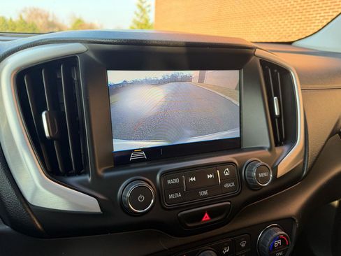 Used 2018 GMC Terrain SLT w/ Preferred Package image 25