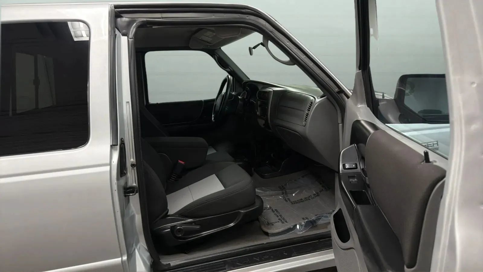 Used 2009 Ford Ranger XLT RWD image 21