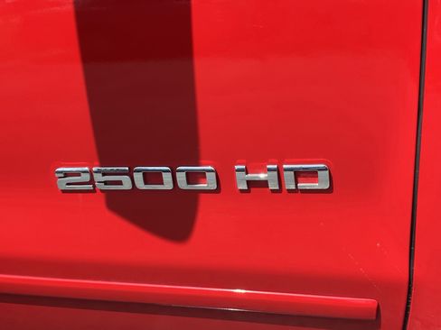 Used 2015 Chevrolet Silverado 2500 LT RWD image 7