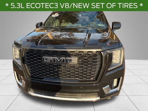 Used 2023 GMC Yukon SLT image 2