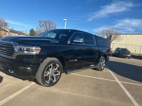 Used 2022 RAM 1500 Limited w/ Body Color Bumper Group image 3