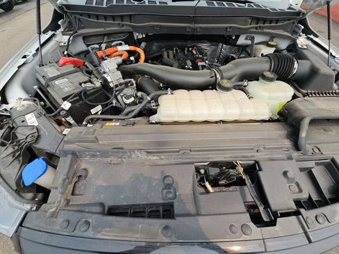 Used 2024 Ford F150 Platinum w/ Equipment Group 702A High AWD/4WD image 32