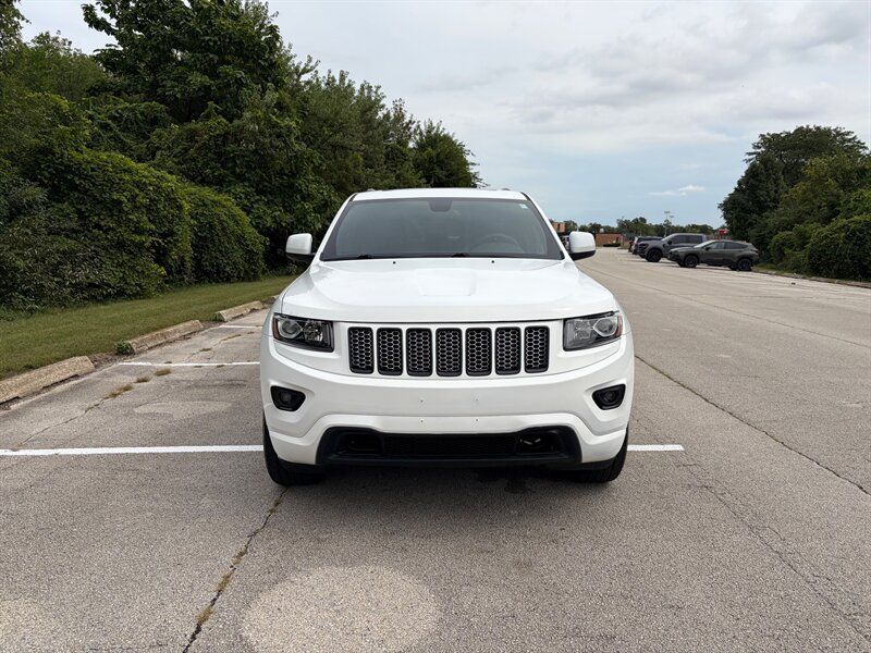 Used 2015 Jeep Grand Cherokee Altitude AWD/4WD image 8
