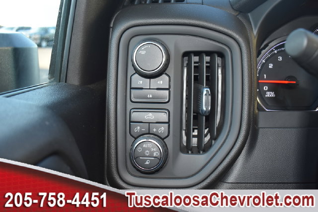 Used 2021 Chevrolet Silverado 2500 Custom w/ Custom Value Package AWD/4WD image 34