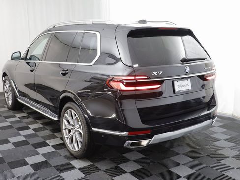 Used 2025 BMW X7 xDrive40i image 16