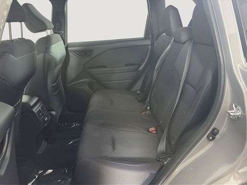 Used 2025 Subaru Forester Premium w/ Convenience Package #1 AWD/4WD image 10