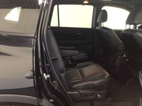 Used 2020 Honda Pilot Black Edition image 14