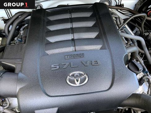 Used 2021 Toyota Tundra Limited w/ Limited Premium Package AWD/4WD image 30