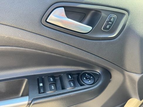 Used 2018 Ford Escape SE AWD/4WD image 15
