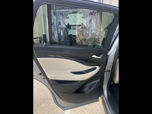 Used 2020 Buick Envision Preferred AWD/4WD image 15