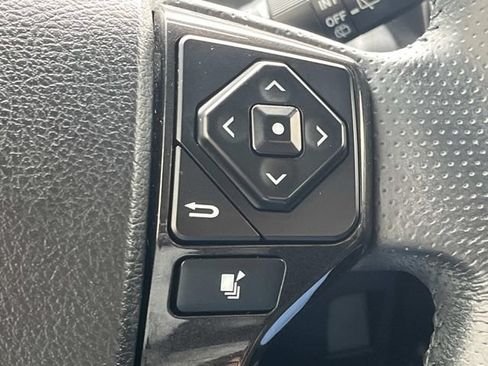 Used 2020 Toyota 4Runner TRD Off-Road Premium w/ Moonroof Package AWD/4WD image 37