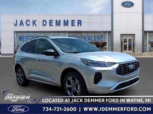 Certified 2024 Ford Escape ST-Line w/ Tech Pack #1 AWD/4WD image 1