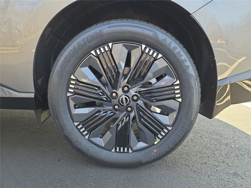 New 2026 Nissan Murano Platinum w/ Cargo Package AWD/4WD image 9