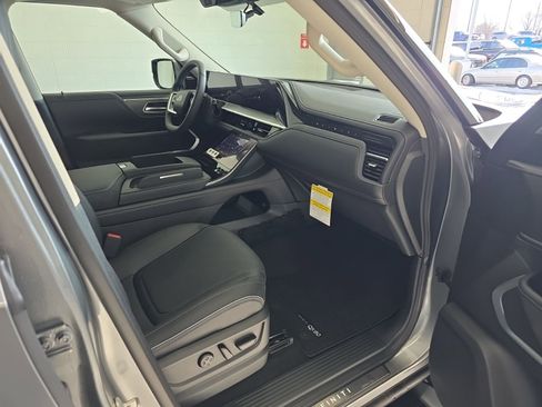 New 2026 INFINITI QX80 Luxe w/ Cargo Package AWD/4WD image 9