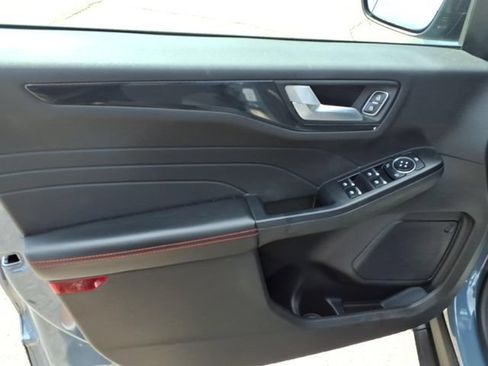 Certified 2023 Ford Escape ST-Line w/ Tech Pack #1 AWD/4WD image 11